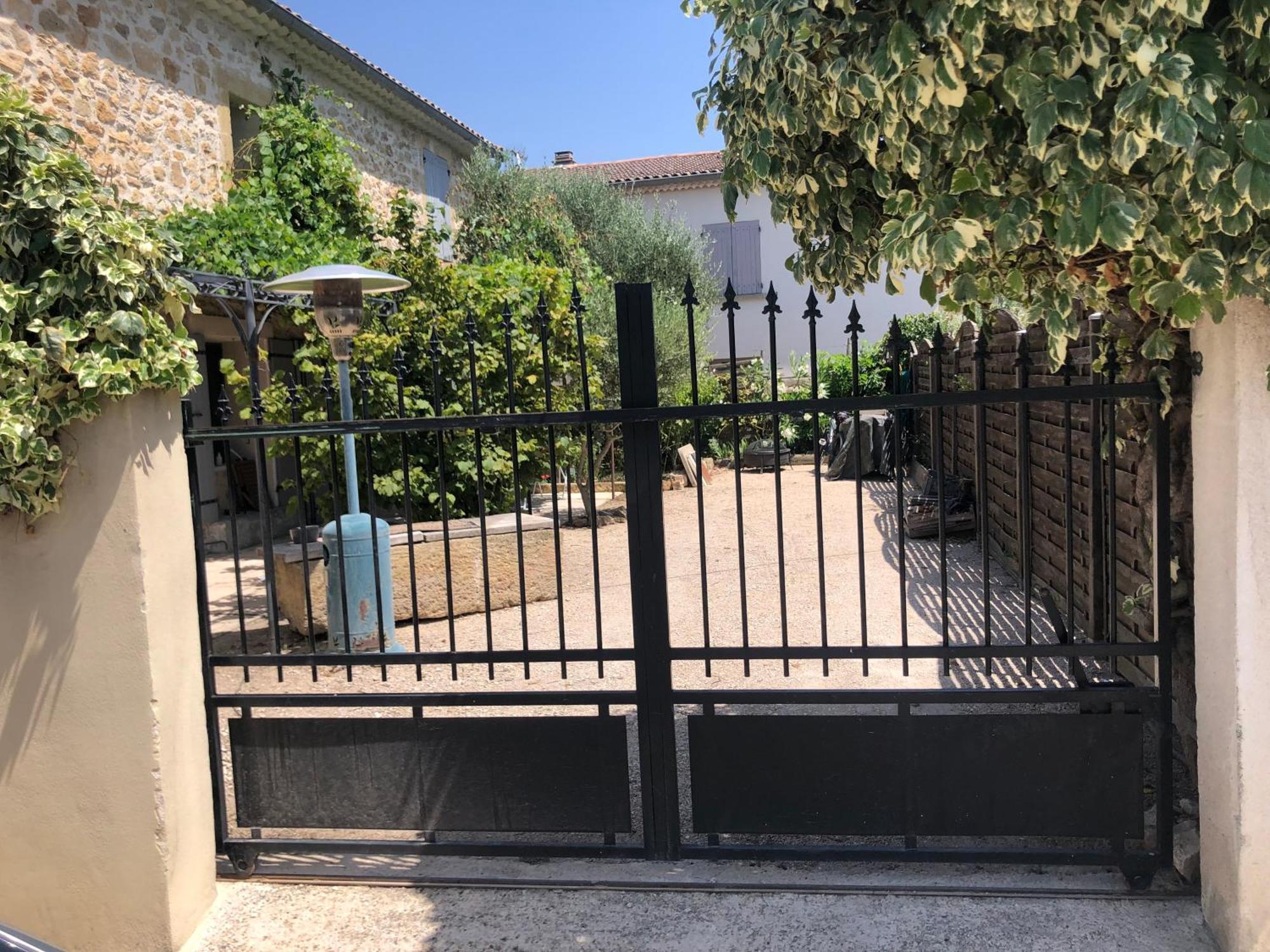 Maison De Village En Duo Avec 150M2 Au Rdc Et La Suite Parentale Ou En Famille Avec 4 Chambres 250M2 Interieur Montfaucon  エクステリア 写真